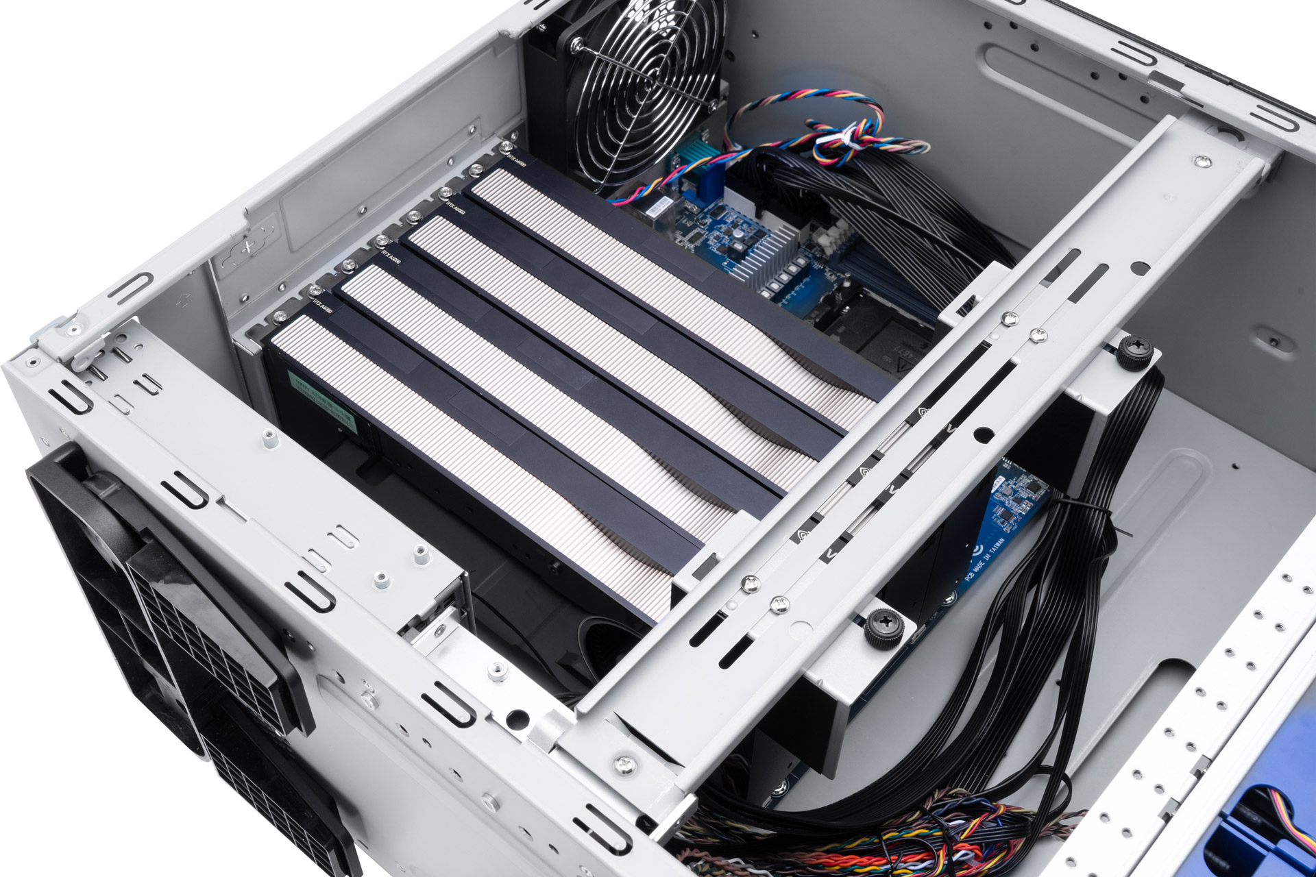 InWin IW-PLM Pedestal Tower chassis – expansion-detail