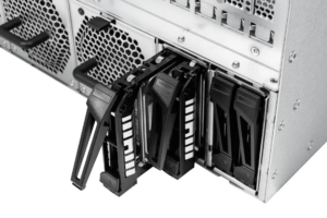 InWin IW-RG658 PRO 6.5U Rackmount chassis – storage-detail